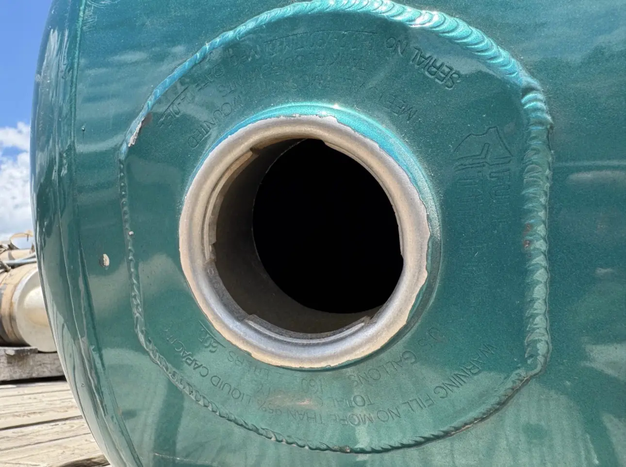 150gal Peterbilt fuel tanks - Image 3