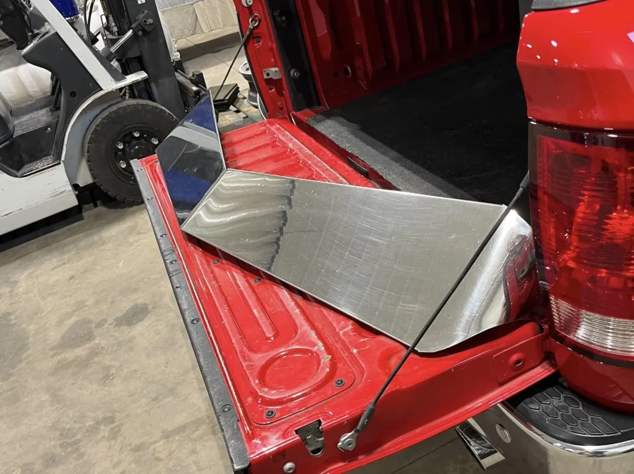 Peterbilt sun visor - Image 2