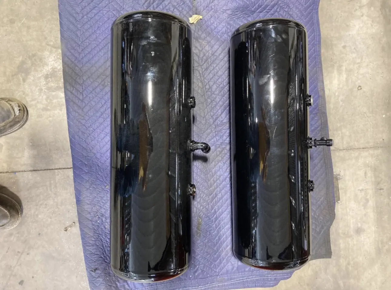 Peterbilt air tanks - Image 4