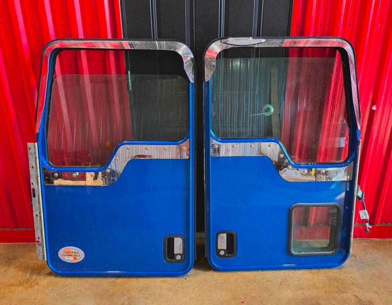 Kenworth w900 doors