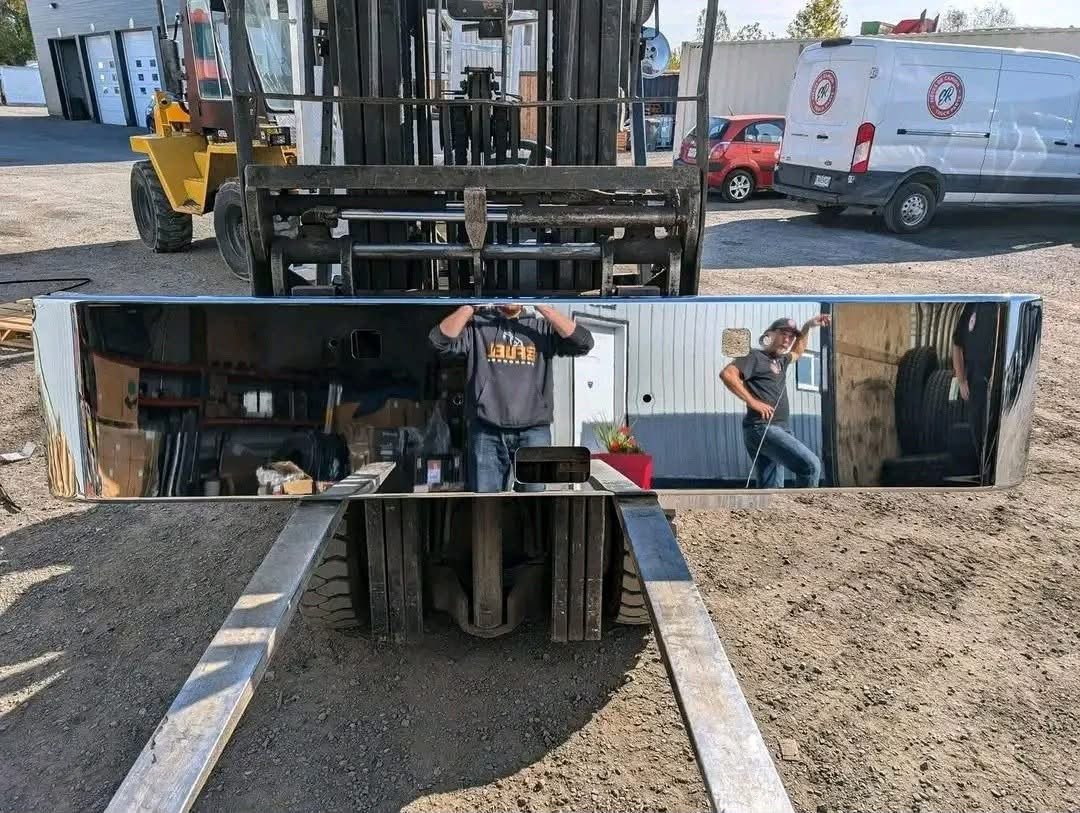 Kenworth W900L bumper