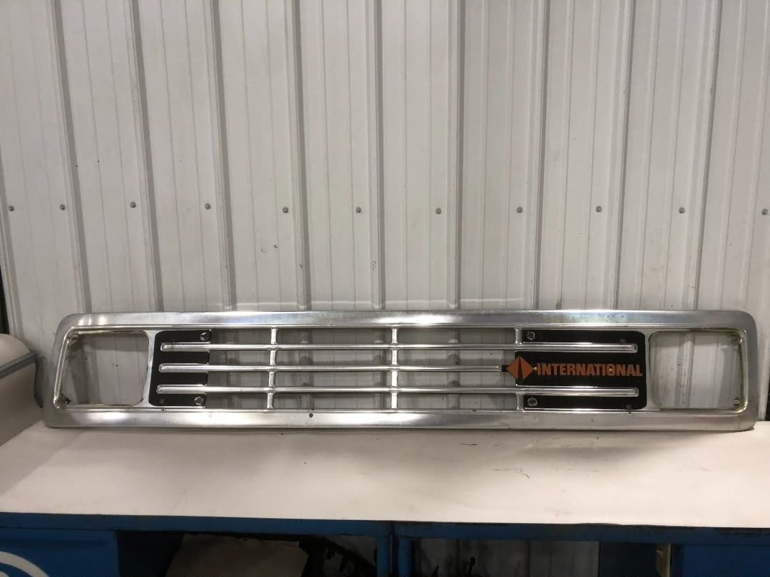 International 9670 complete grill