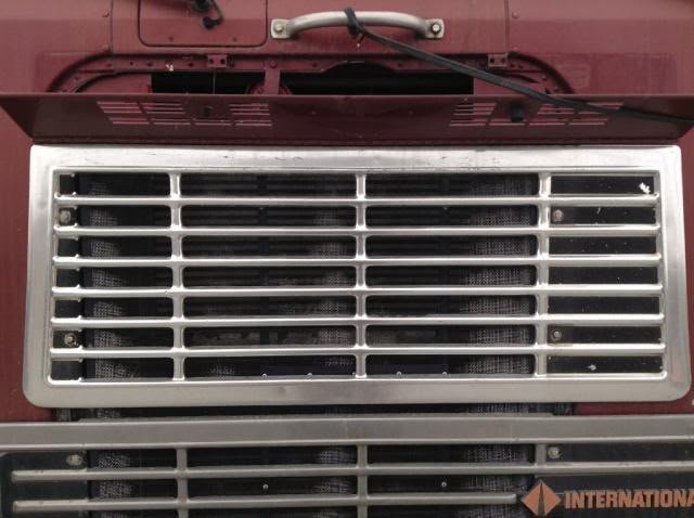 International 9670 complete grill - Image 3