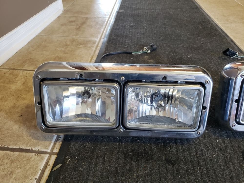 Western star 4900 headlights - Image 2