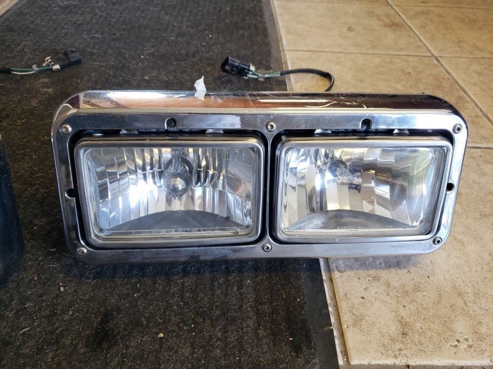Western star 4900 headlights - Image 3